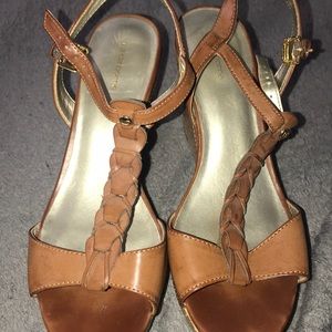 Brown wedges